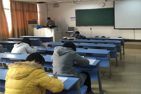 德国万亿欧元财政刺激就绪 下一步会发生什么?